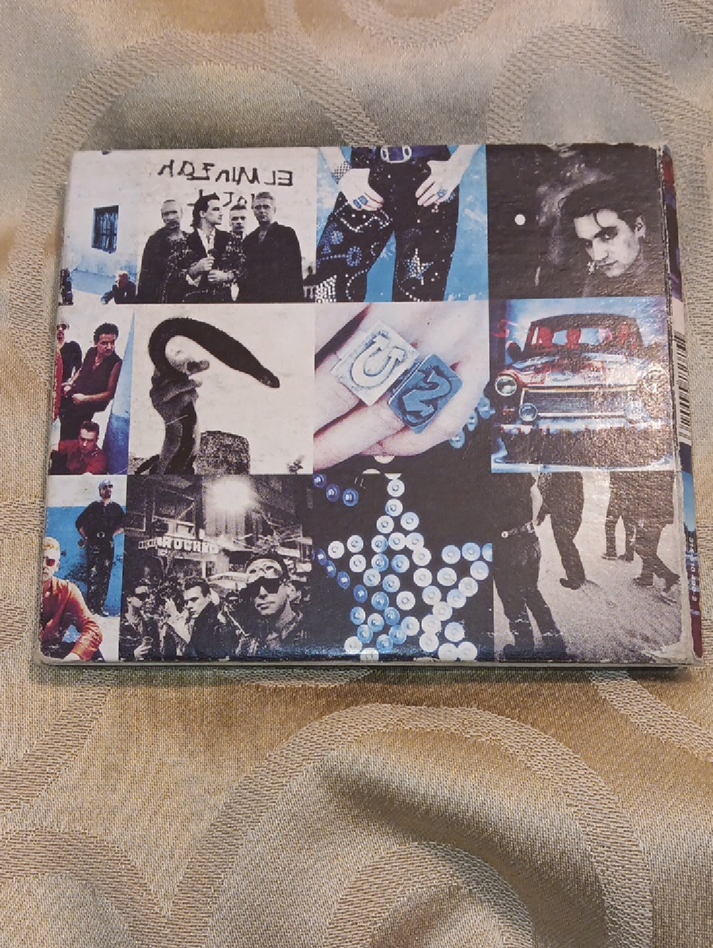U2 CD